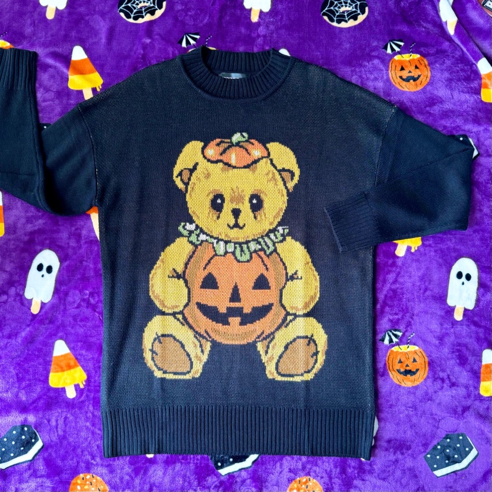 new dolls kill pumpkin teddy bear possess your heart oversized sweater S/M